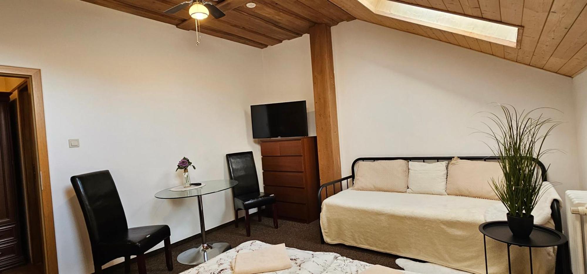 U Certa Hotel Čerčany Eksteriør billede