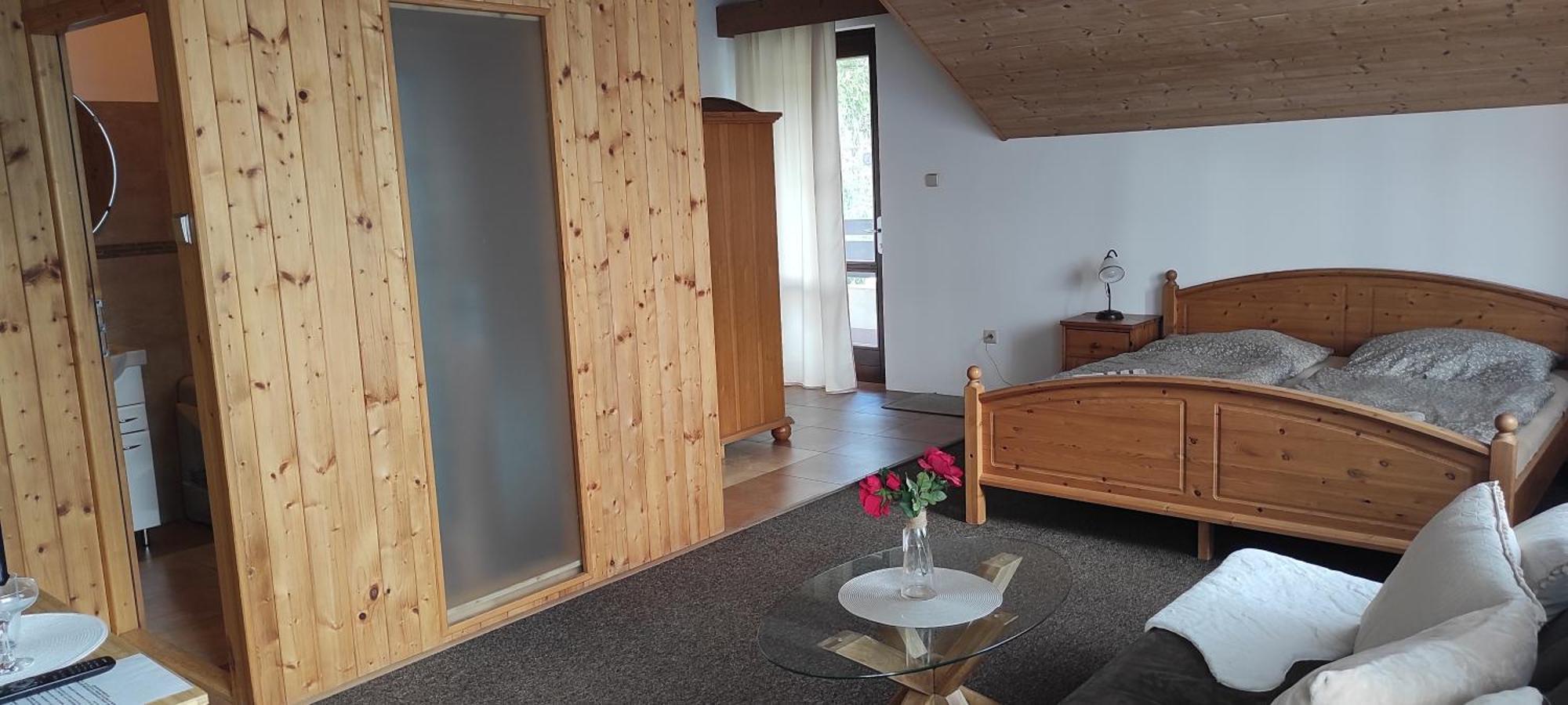 U Certa Hotel Čerčany Eksteriør billede